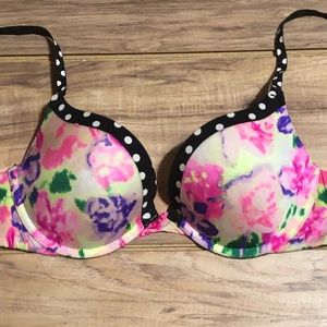 36B vs pink campus push up